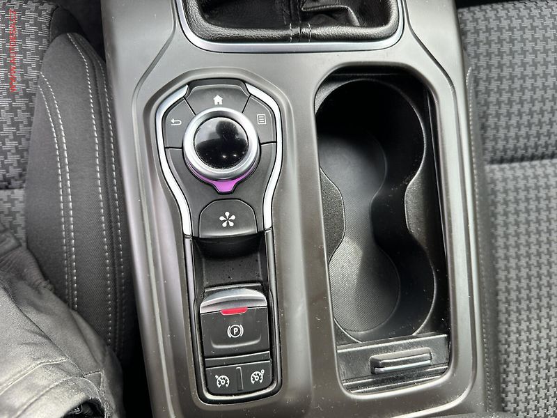 Renault Talisman (2018) 1.6 dCi, Navi, AC, TZ - fotka 19 z 23