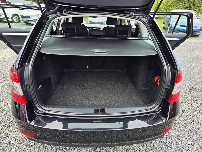 Škoda Octavia 1.4TSI NAVI NEHAVAROVÁNO 1Maji - fotka 12 z 26