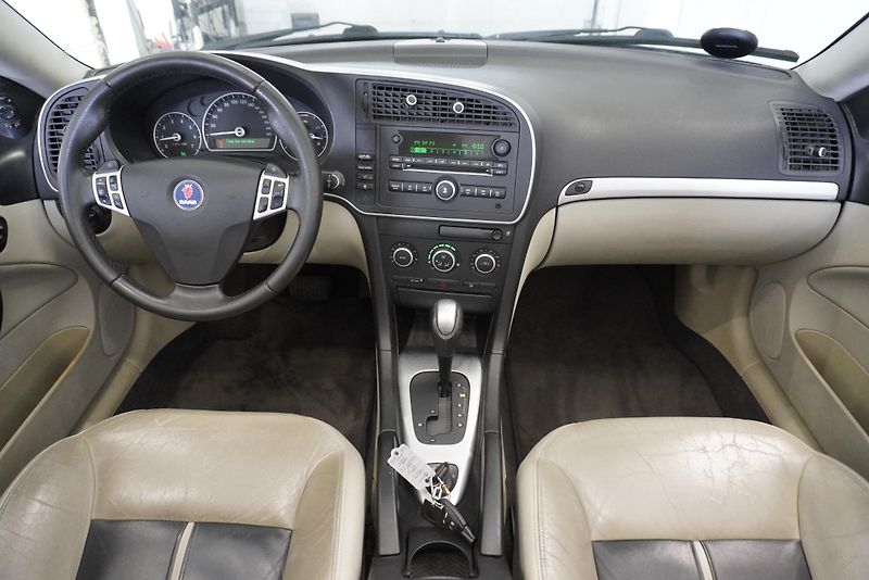 Saab 9-3 9-3 2,0T AUT. - fotka 22 z 34