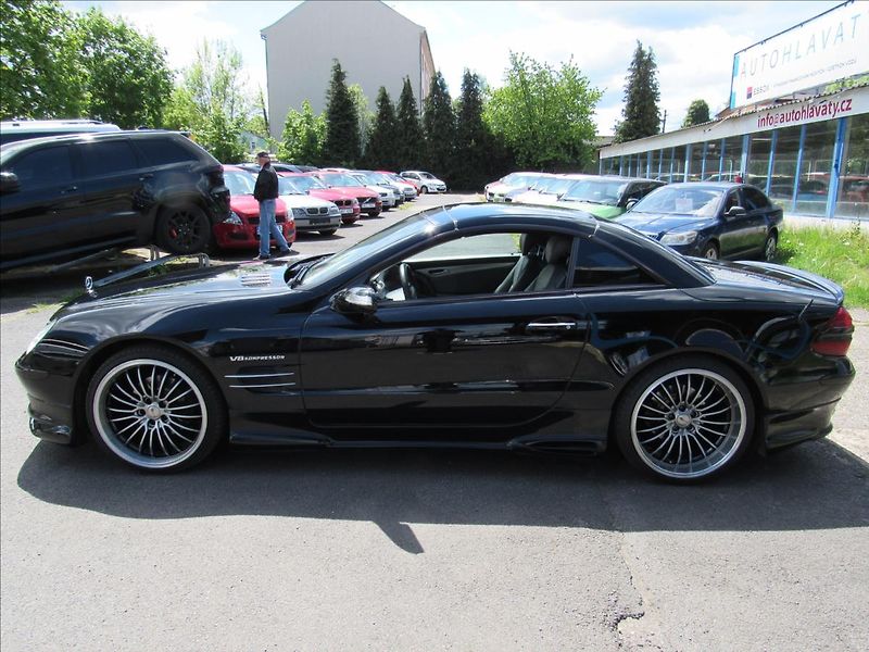 Mercedes-Benz SL 5,5 550 V8 285kw Cabrio - fotka 39 z 44
