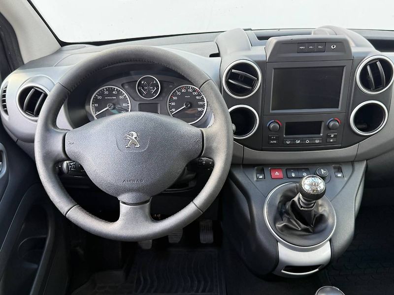 Peugeot Partner (2017) 1.6 HDI 88 kW Allure - fotka 5 z 22