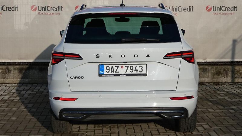 Škoda Karoq 1,5 TSI Sportline - fotka 4 z 23