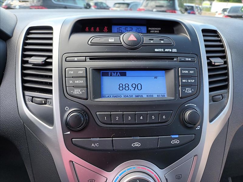 Hyundai ix20 1,4 CVVT,66KW,KLIMA,KOLA, - fotka 33 z 45