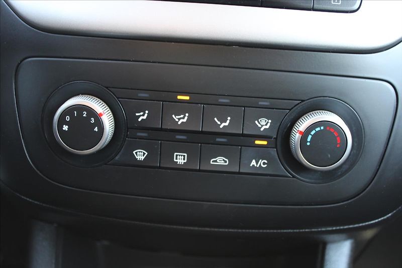 Kia Venga 1,4 i  NOVÉ V ČR,76TKM - fotka 13 z 21