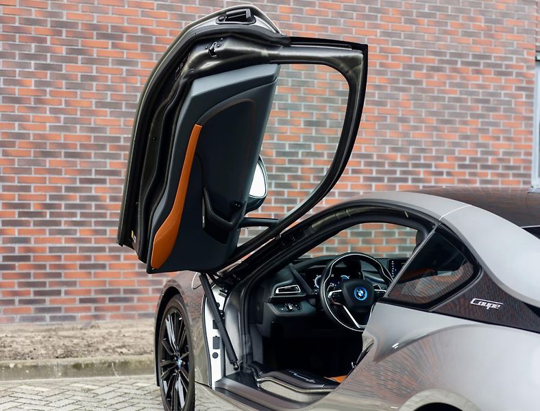 BMW i8 (2018) xdrive Laser - fotka 14 z 44