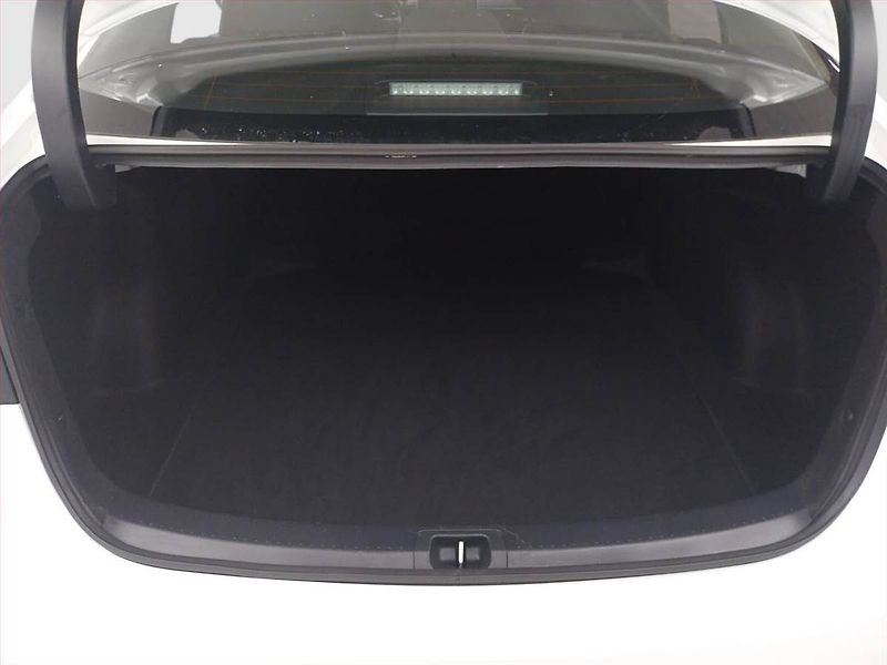 Toyota Corolla (2019) 1.6 Valvematic, Serv.kniha - fotka 14 z 18