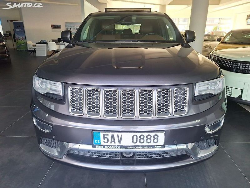Jeep Grand Cherokee (2016) 3,0 V6 SUMMIT - fotka 4 z 17
