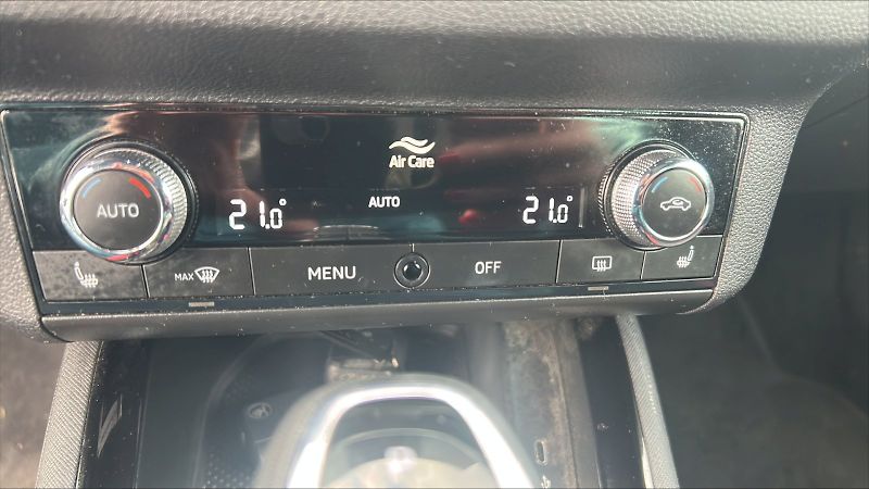 Škoda Kamiq (2023) Monte Carlo 1,5 TSI 110 kW  7 - fotka 26 z 32