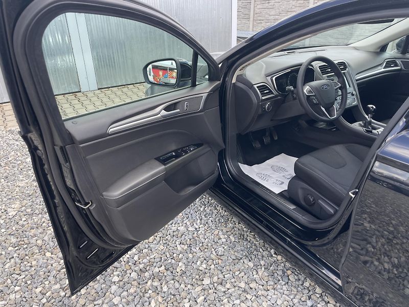 Ford Mondeo 2.0TDCi 150PS MANUAL COMBI STK - fotka 140 z 154