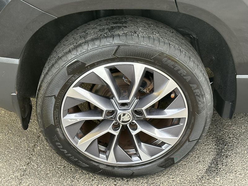 Škoda Karoq (2018) 1.0TSI/85kW * 1.Maj.  - fotka 27 z 28