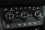 Škoda Karoq (2025) 1.5 TSI, Drive, Matrix FullLed - náhled 14
