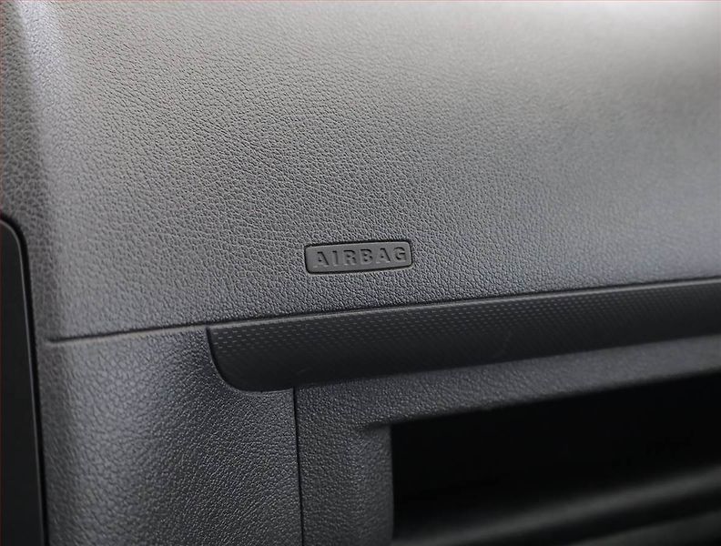 Volkswagen Caddy (2010) Maxi 1.9 TDI, 5Míst - fotka 11 z 14