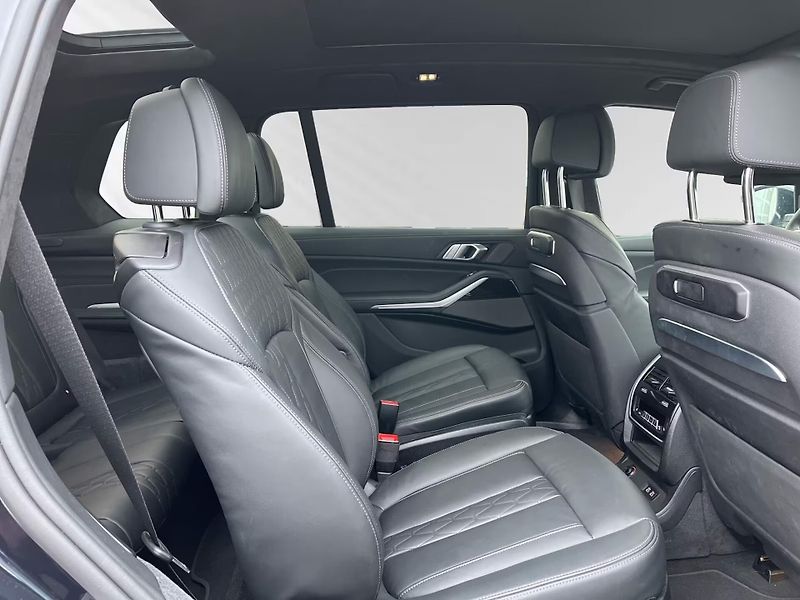 BMW X7 xDrive40i M-Sport Taž SkyL - fotka 8 z 13