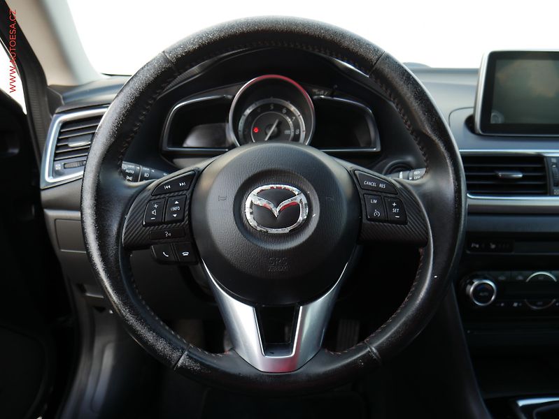 Mazda 3 (2014) 2.0 i, AC, navi, park.asist - fotka 16 z 17