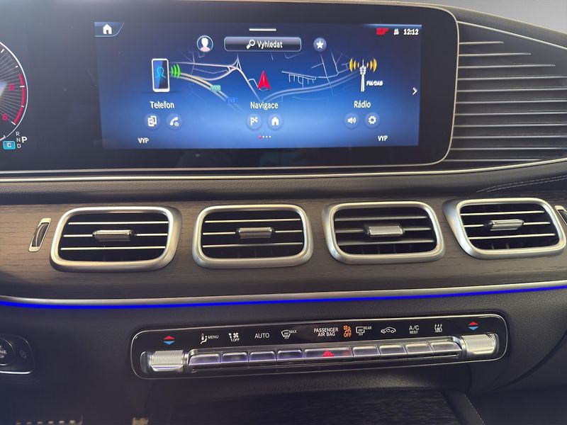 Mercedes-Benz GLE (2025) 450 D 4MATIC kupé - fotka 13 z 23