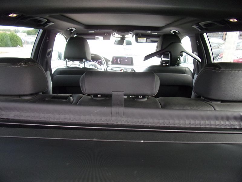 BMW Řada 5 (2019) 530D NAVI ALU NAVI M-PACKET - fotka 16 z 48