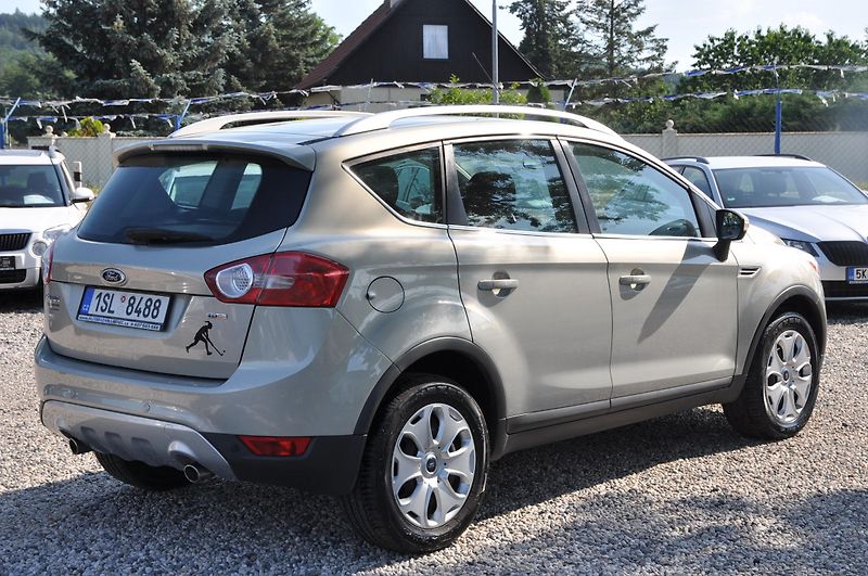 Ford Kuga 2.0TDCi 103kW 4x4 Trend - fotka 3 z 14