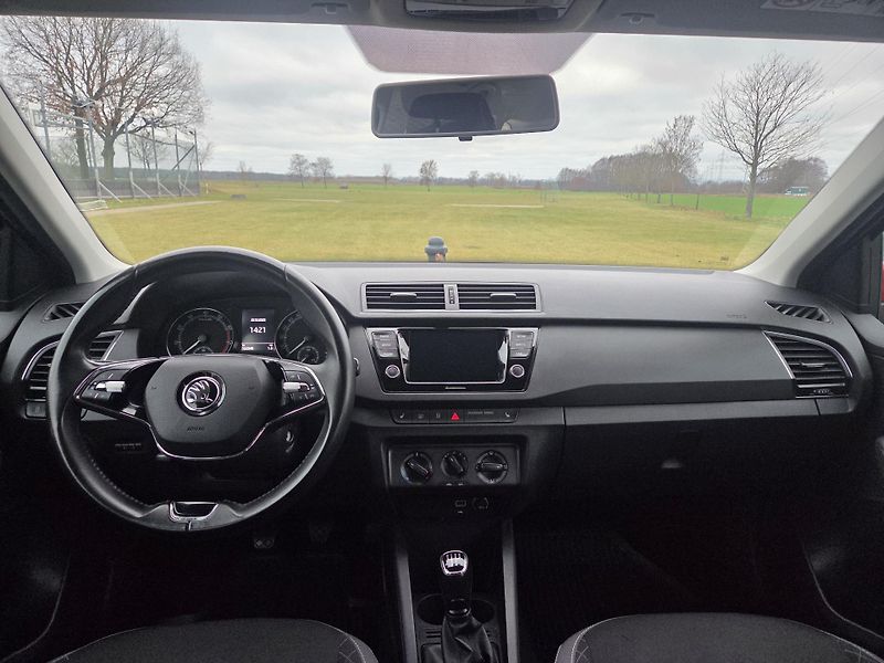 Škoda Fabia (2021) 1.0 TSI 70 kW, 125 let, CZ,DPH - fotka 15 z 25