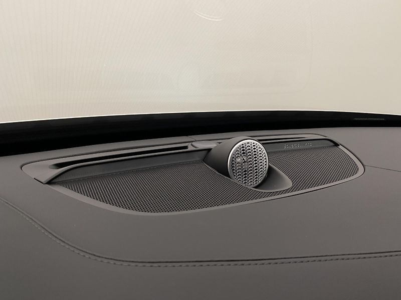 Volvo XC90 (2026) T8 AWD Plug-in DARK PLUS 7m - fotka 37 z 78
