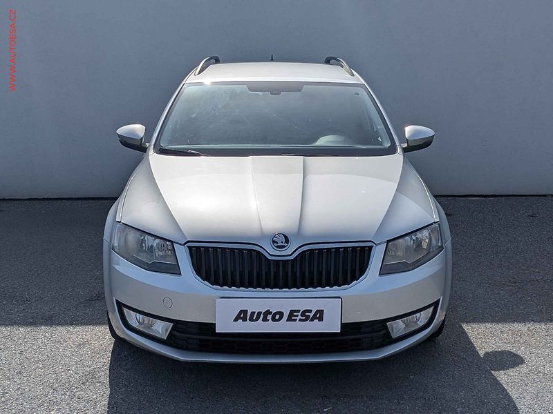 Škoda Octavia (2014) 1.6TDi 4x4, 1.maj, AC, tempo - fotka 2 z 14