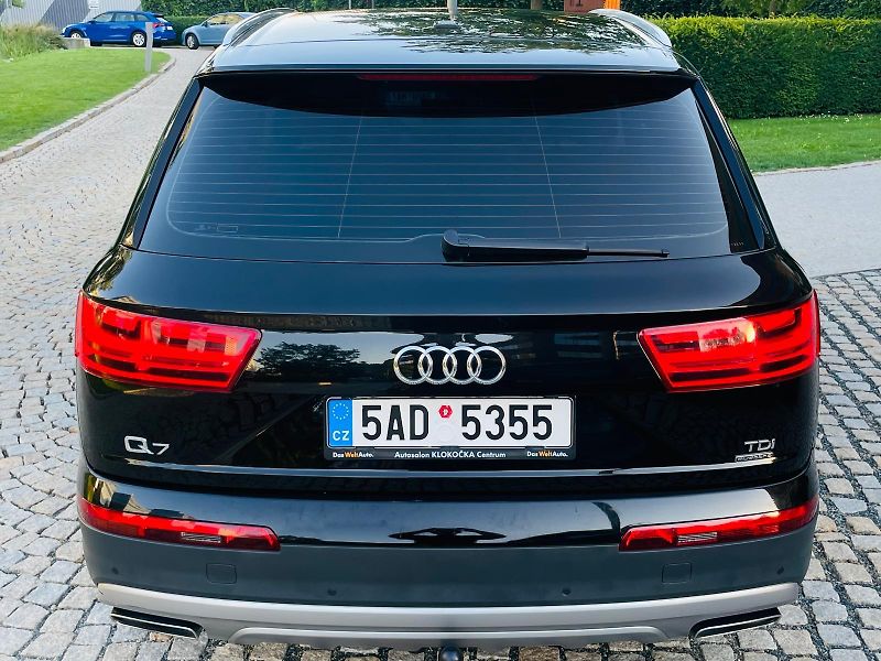 Audi Q7 3.0TDI AUT VÝHŘEV QUATTRO - fotka 14 z 54