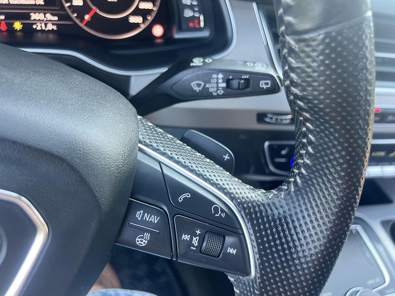 Audi Q7 3.0TDI 200KW,S-LINE,VZDUCH,TZ - fotka 43 z 52