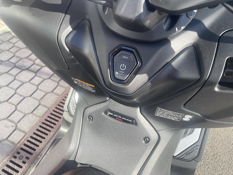 Yamaha (2026) TMAX EU5+ 25th Anniversary - fotka 9 z 12