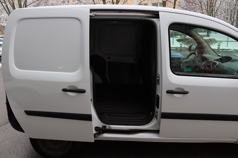 Renault Kangoo 1.5DCI 55kW ČR DPH - fotka 32 z 40