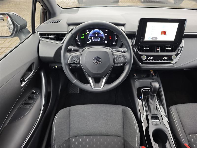 Suzuki Swace 1,8 Hybrid CVT  Elegance - fotka 16 z 20