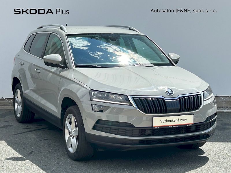 Škoda Karoq (2022) Style PLUS 1.5 TSI 110 kW - fotka 6 z 35