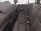 Volkswagen Golf (2000) 1.6 16V, Klima, pěkný stav - náhled 10