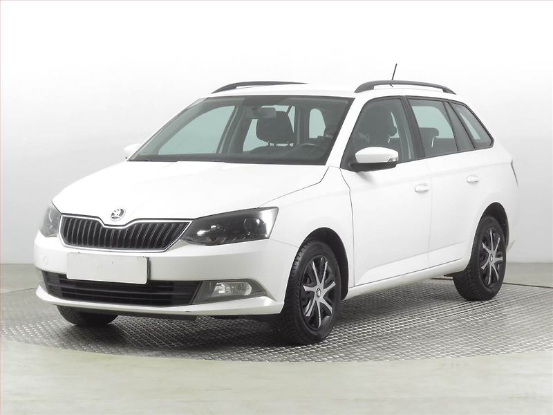 Škoda Fabia (2016) 1.2 TSI, Tempomat - fotka 2 z 17