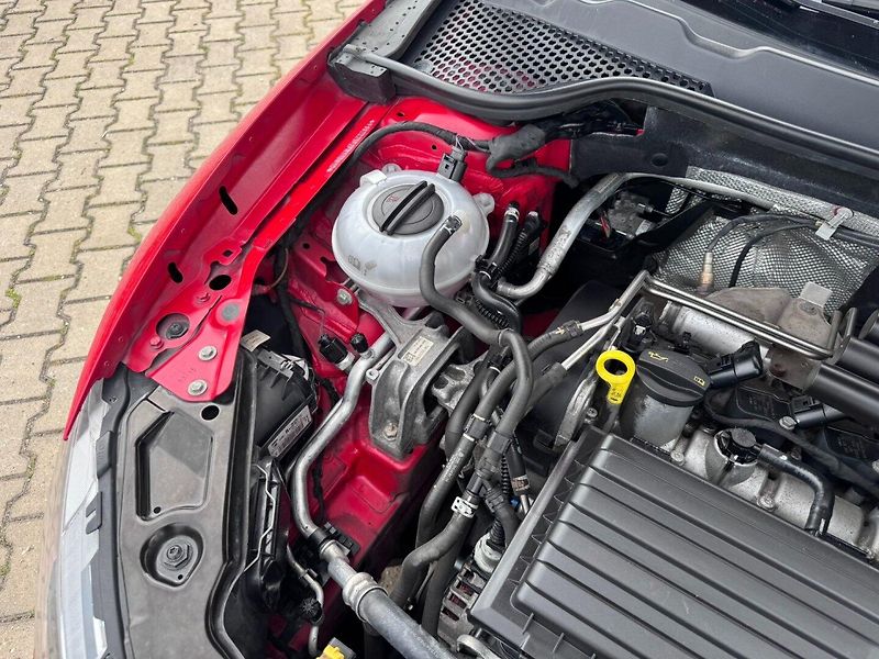 Seat Leon (2015) 1,2 TSI 81 KW 2. MAJ STK - fotka 42 z 50