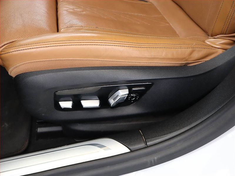 BMW Řada 7 (2019) M Paket 730d - fotka 20 z 22
