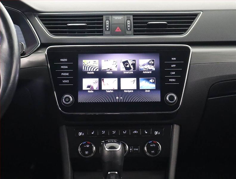 Škoda Superb (2022) Style 2.0 TDI - fotka 11 z 20