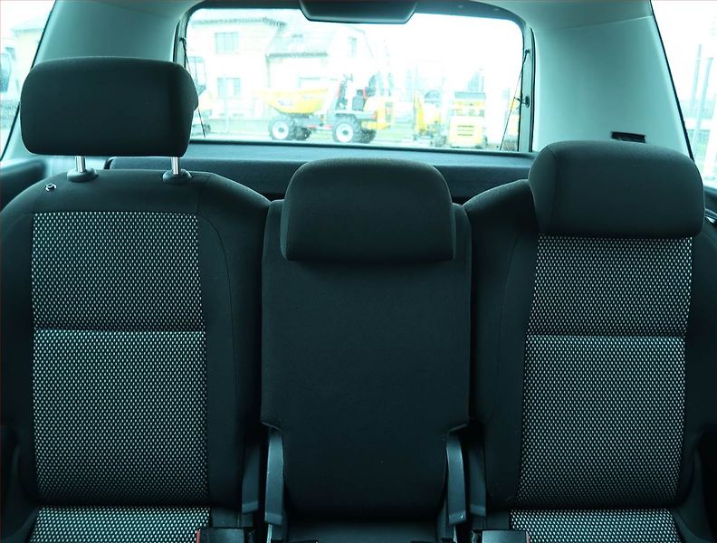 Škoda Roomster (2011) Scout 1.2 TSI, Serv.kniha - fotka 10 z 17