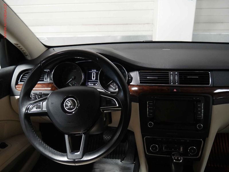 Škoda Superb (2013) 2.0 TDi 4x4, 2.maj, DSG - fotka 11 z 25
