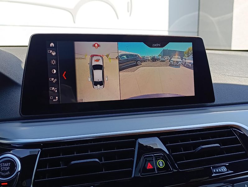 BMW Řada 5 540d xDRIVE MSPORT PANO DPH - fotka 24 z 34