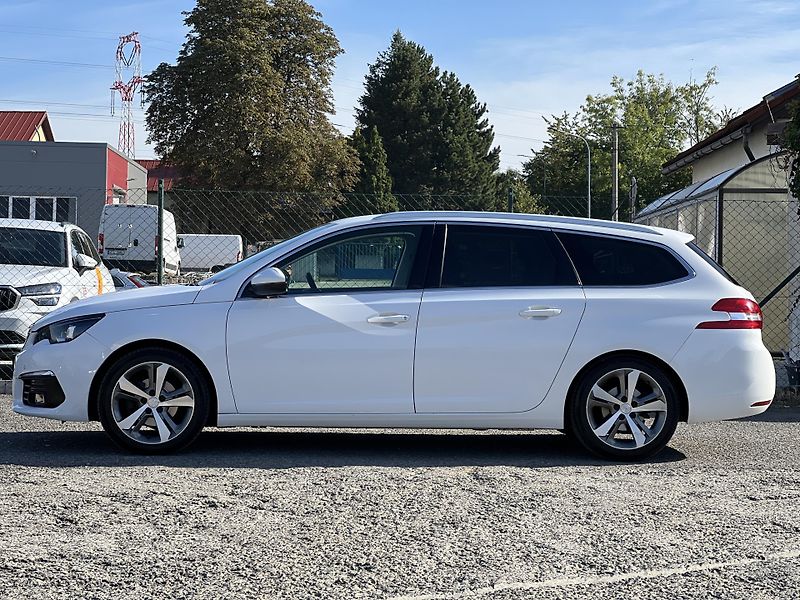 Peugeot 308 1.5HDi KLIMA KAMERA NAVI ALU - fotka 4 z 44