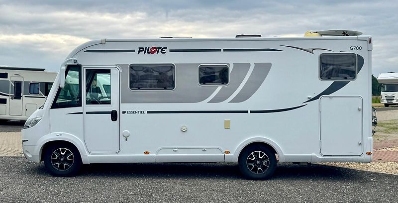 Pilote G700GJ Essentiel *REZERVACE* - fotka 2 z 37