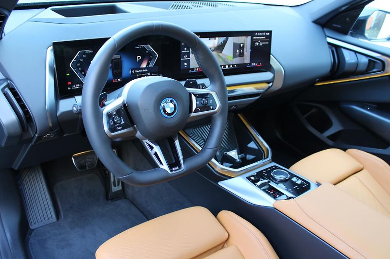 BMW X3 xDrive30e - fotka 4 z 29