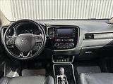 Mitsubishi Outlander 2,3 D Instyle+ 7.míst - náhled 10