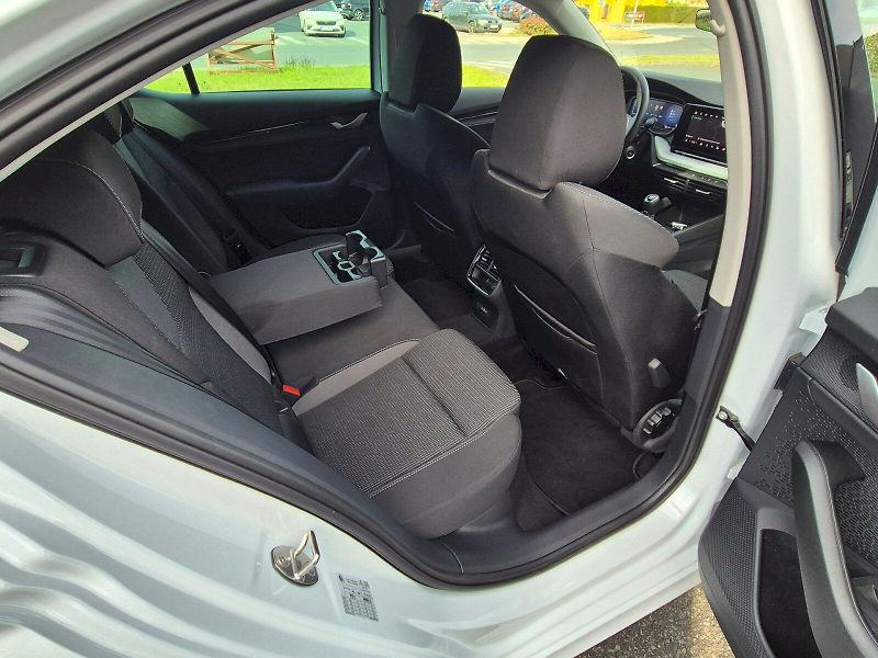 Škoda Octavia (2025) Selection 1.5 TSI 110 kW 6°man - fotka 18 z 33
