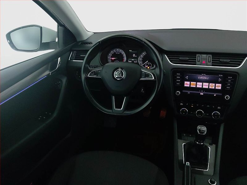 Škoda Octavia (2017) Style 2.0 TDI, Tempomat - fotka 7 z 20
