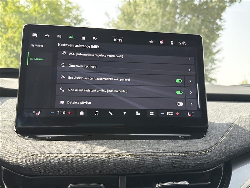 Škoda Elroq 0,0 iV 85 kWh 210 Kw DPH HUD - fotka 25 z 35