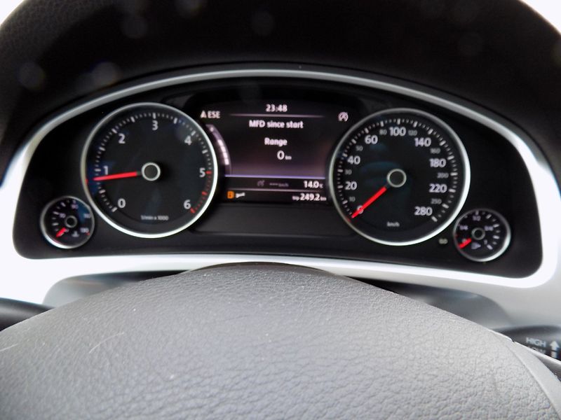 Volkswagen Touareg (2010) 3.0TDI/4x4/Chl.sedačky/LED/ - fotka 40 z 43