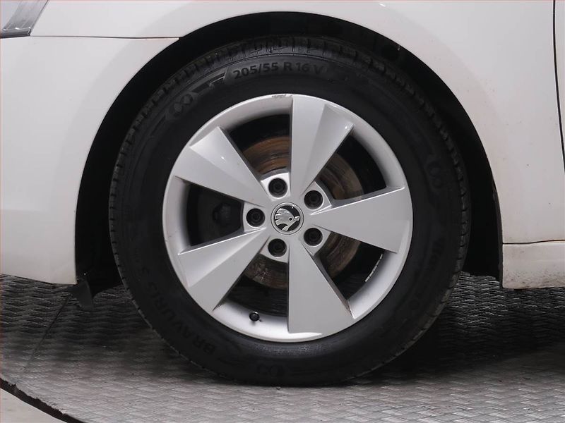 Škoda Octavia (2017) Style 1.6 TDI, Tempomat - fotka 14 z 17