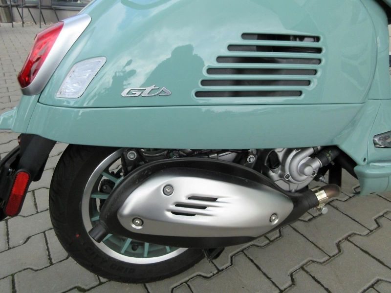 Vespa (2026) GTS 310 80th e5+ - fotka 6 z 16