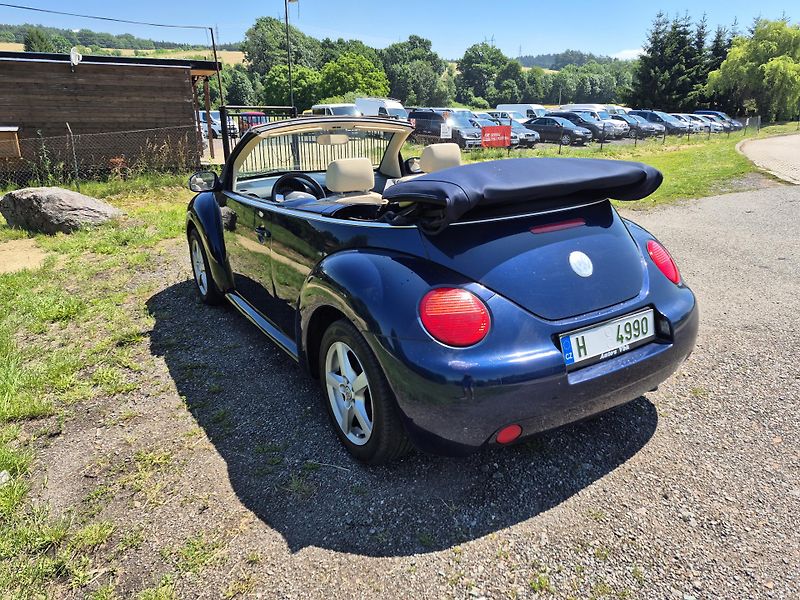 Volkswagen New Beetle (2003) 2.0i  85Kw  - fotka 11 z 23