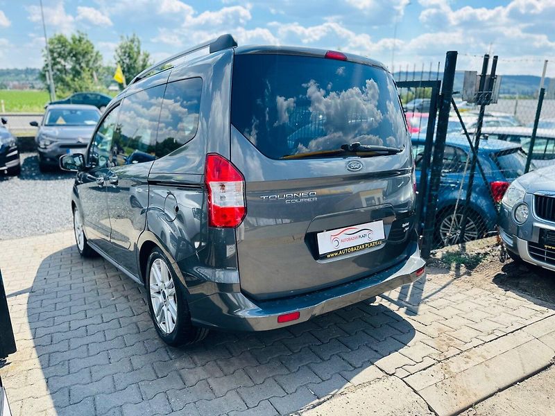 Ford Tourneo Courier (2015) 1.6TDCi GARANCE KM - fotka 3 z 13